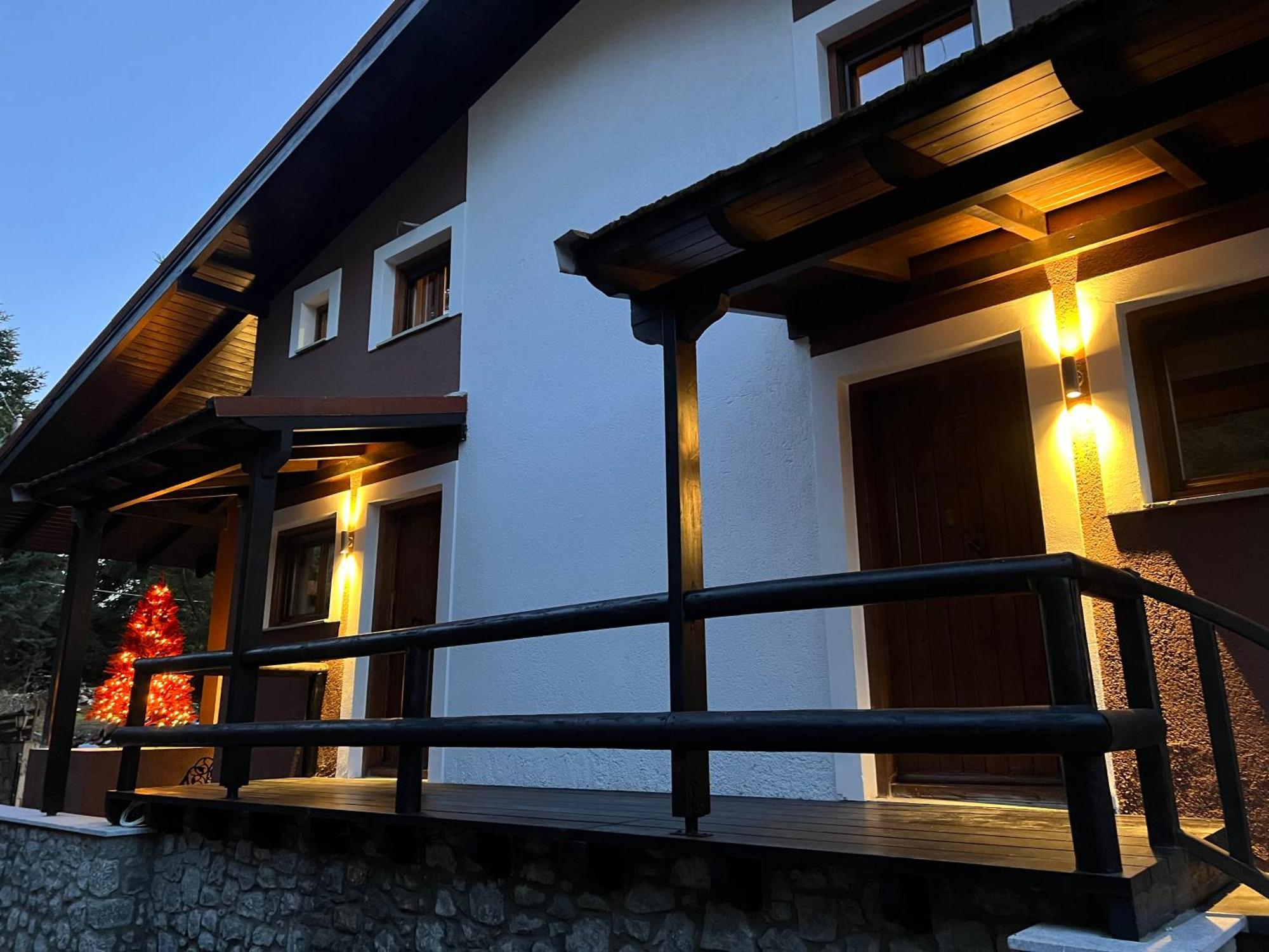 Mz Reindeer Hotel Kalivia  Bagian luar foto