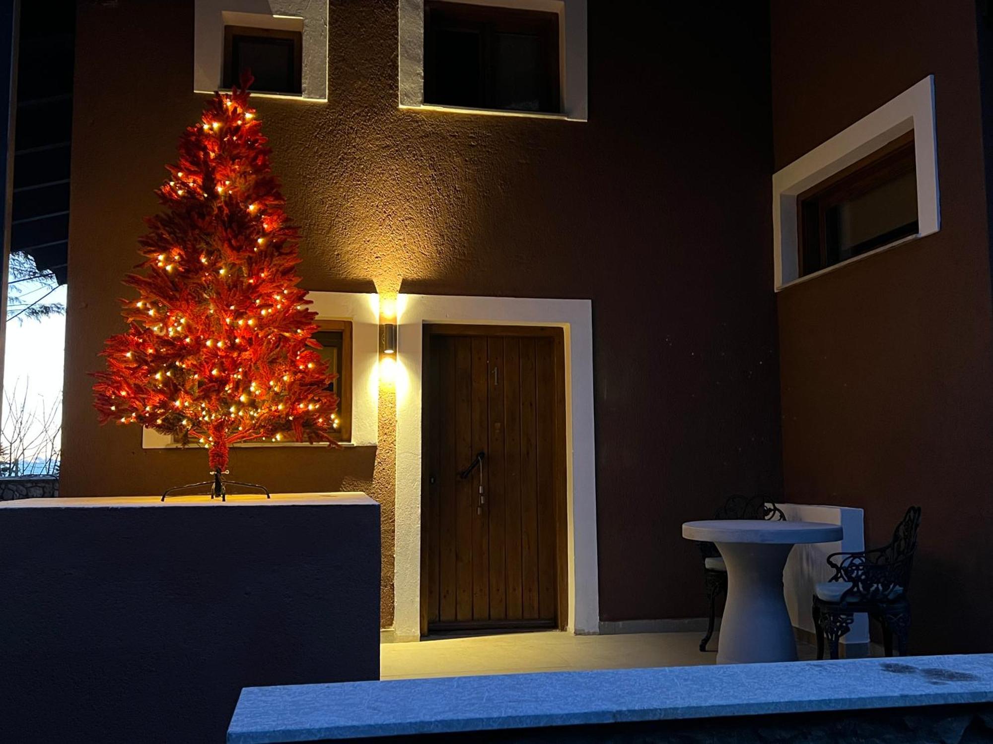Mz Reindeer Hotel Kalivia  Bagian luar foto
